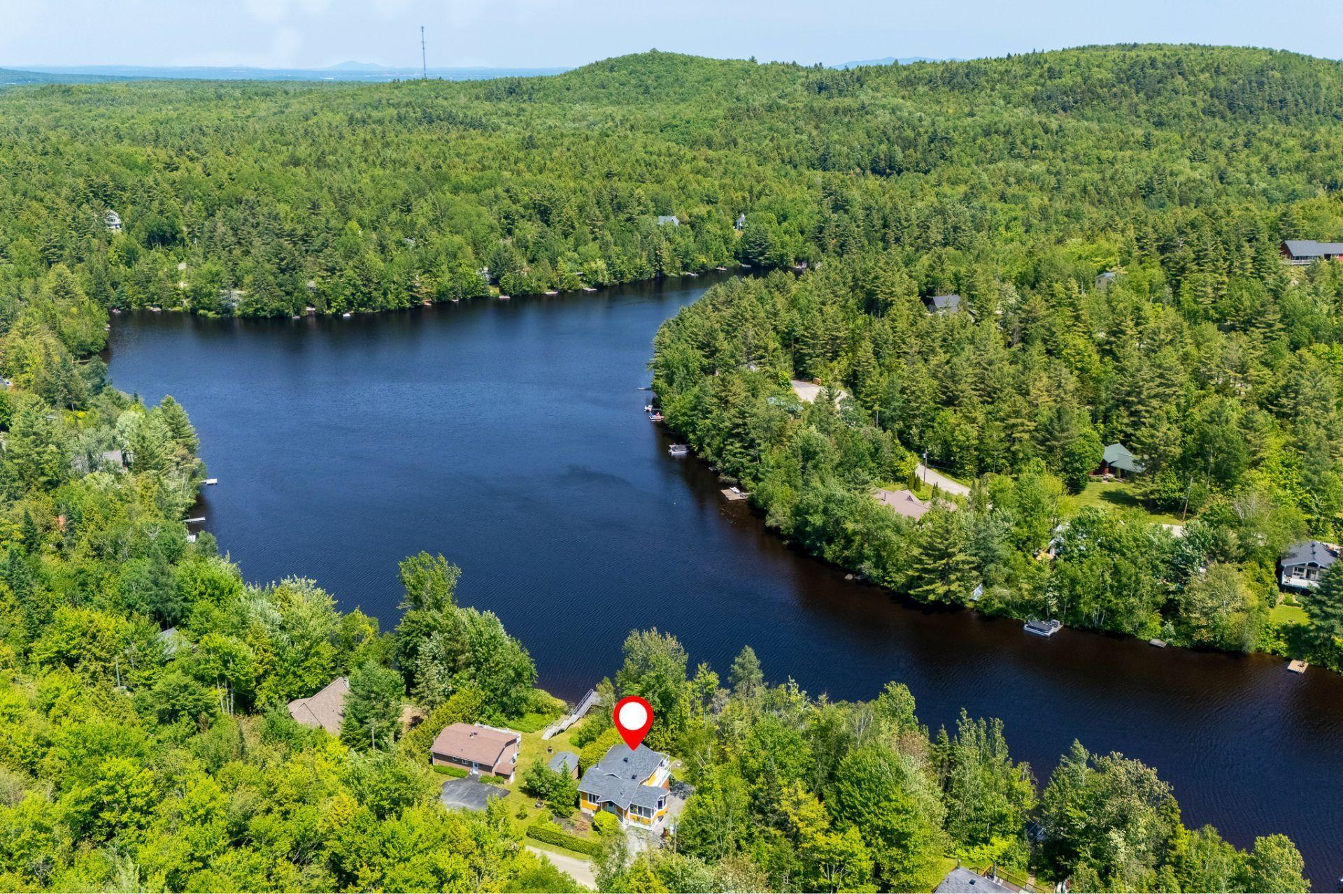 









455


Rue de la Brème

,
Saint-Denis-de-Brompton,




QC
J0B2P0

