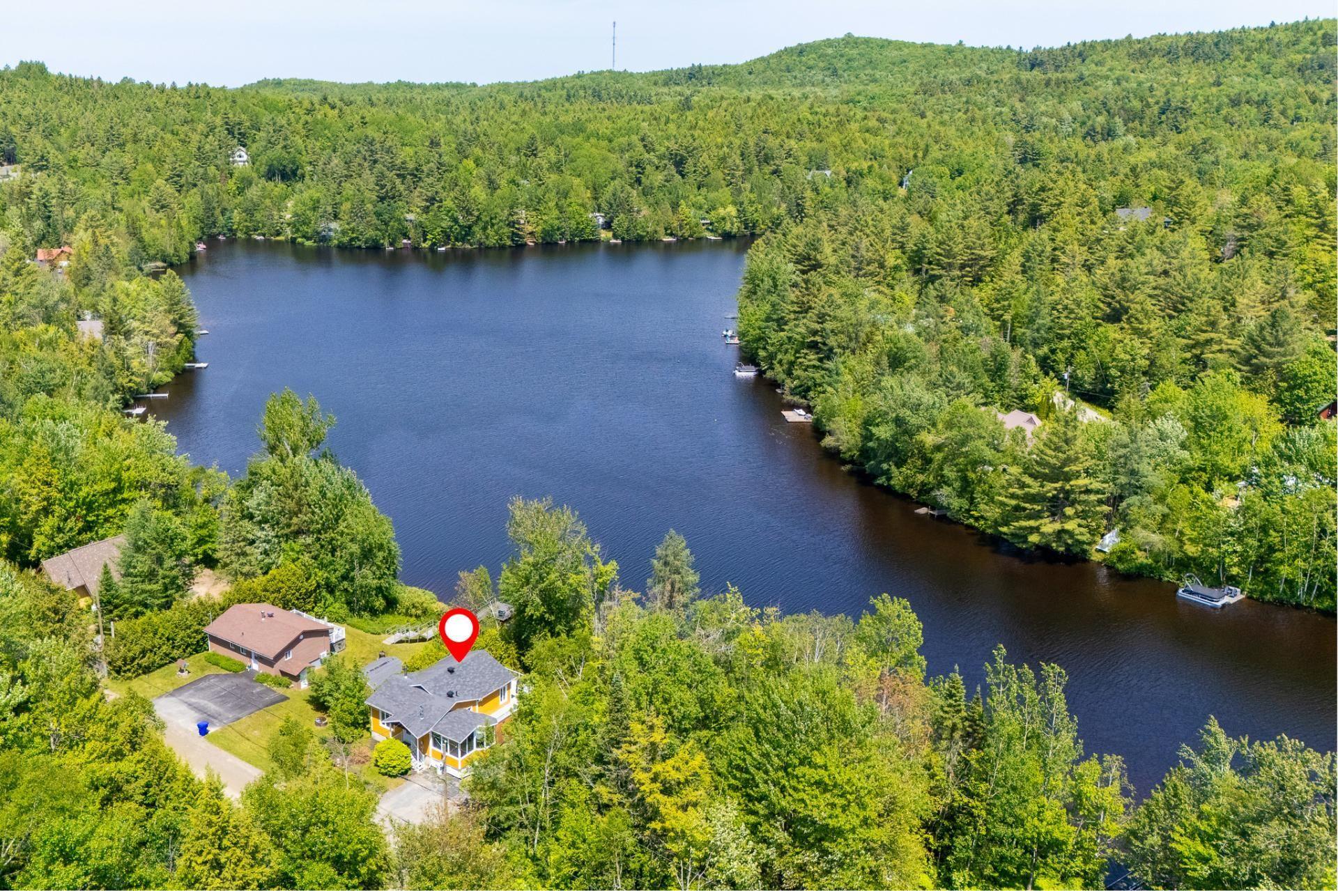 









455


Rue de la Brème

,
Saint-Denis-de-Brompton,




QC
J0B2P0

