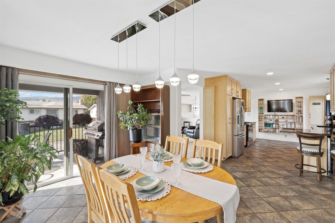 









1278


Kimberley

Crescent,
Kamloops,




BC
V2B 3B7

