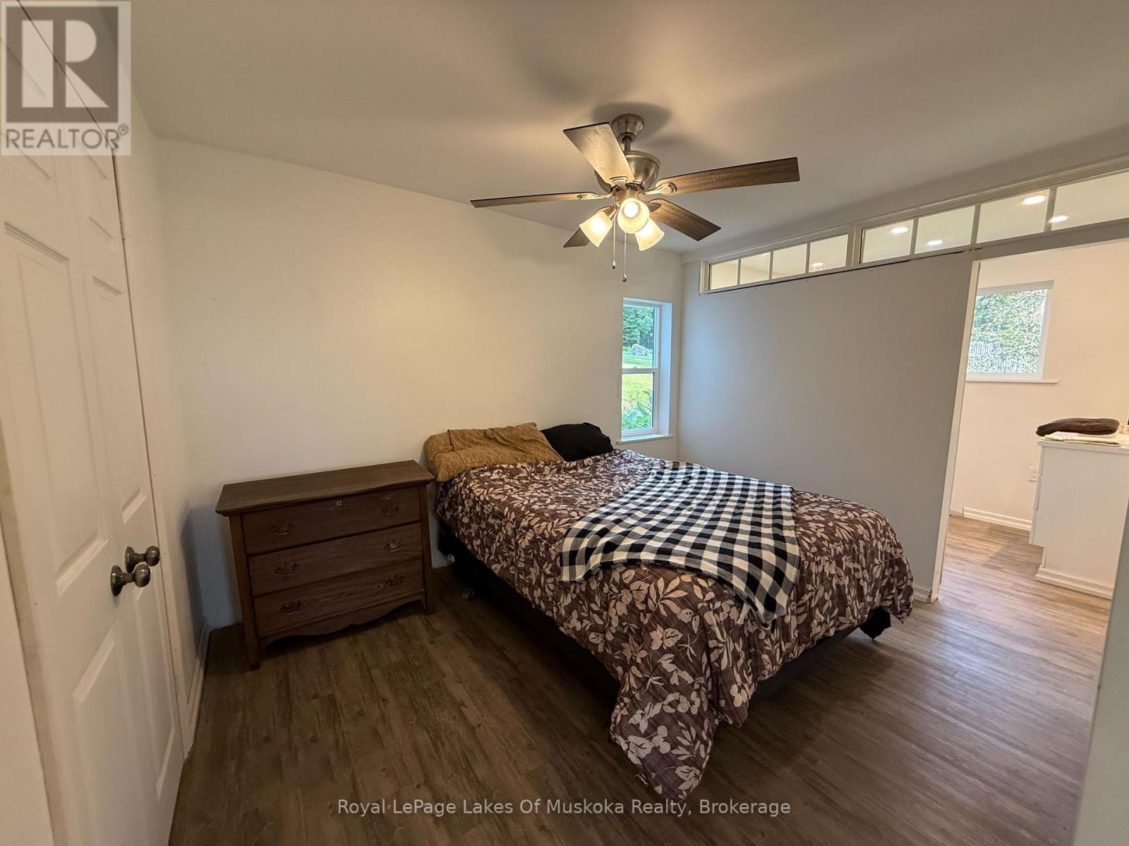 












48 KITCHEN ROAD S

,
Huntsville (Brunel),




Ontario
P1H2K8

