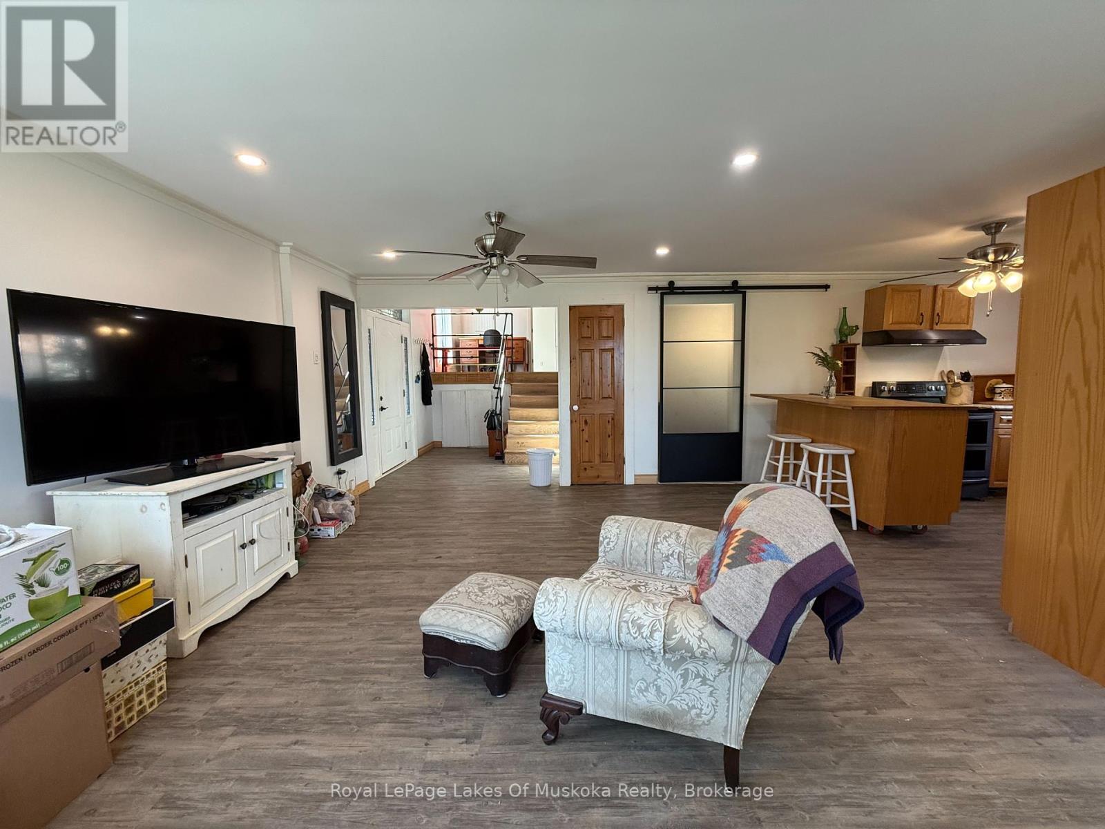 












48 KITCHEN ROAD S

,
Huntsville (Brunel),




Ontario
P1H2K8

