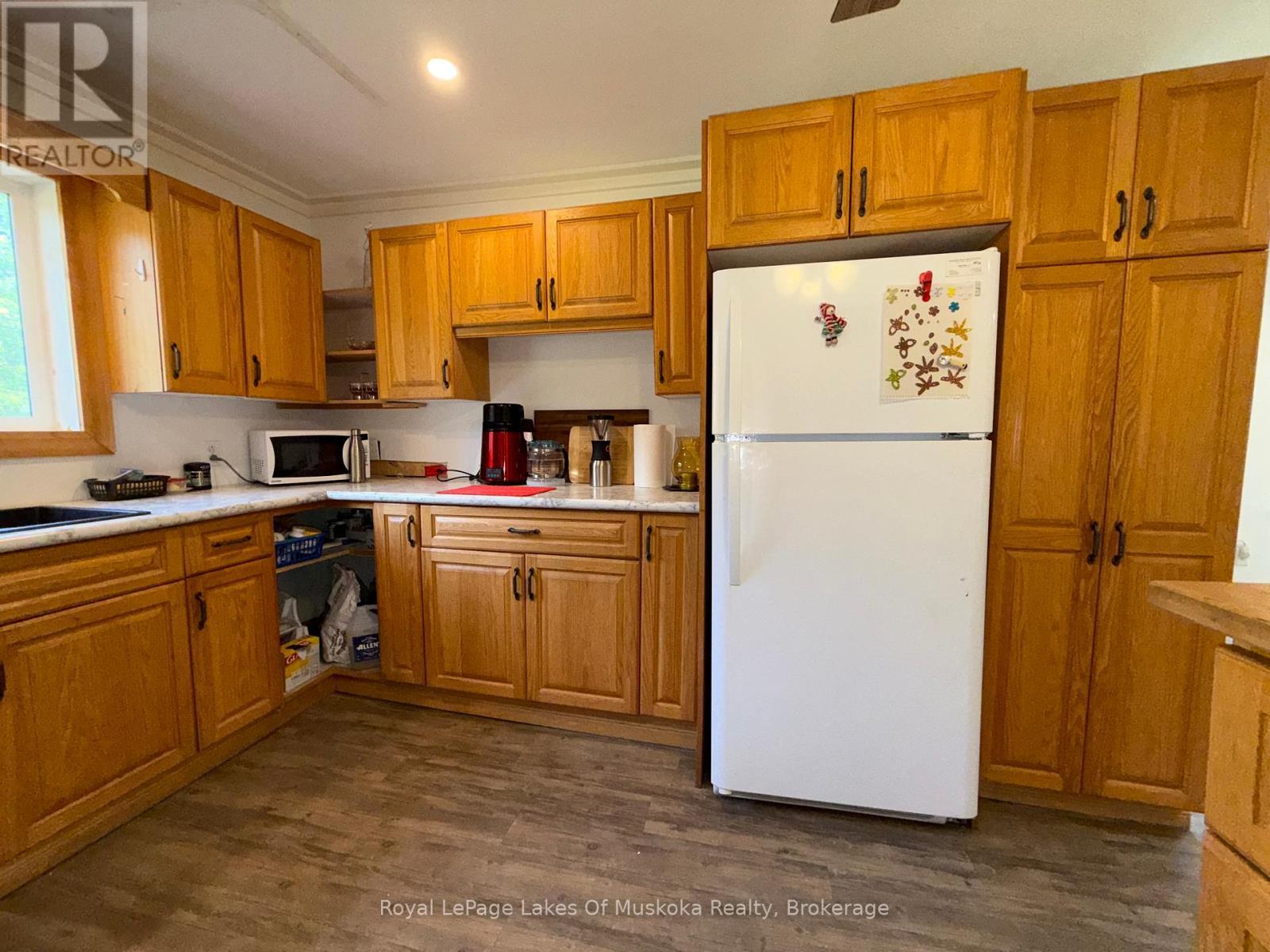 












48 KITCHEN ROAD S

,
Huntsville (Brunel),




Ontario
P1H2K8

