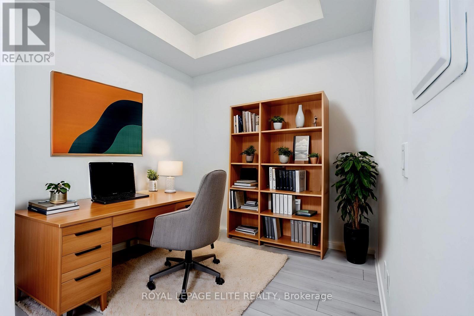 












418 - 405 DUNDAS STREET

,
Oakville,




Ontario
L6M4M2

