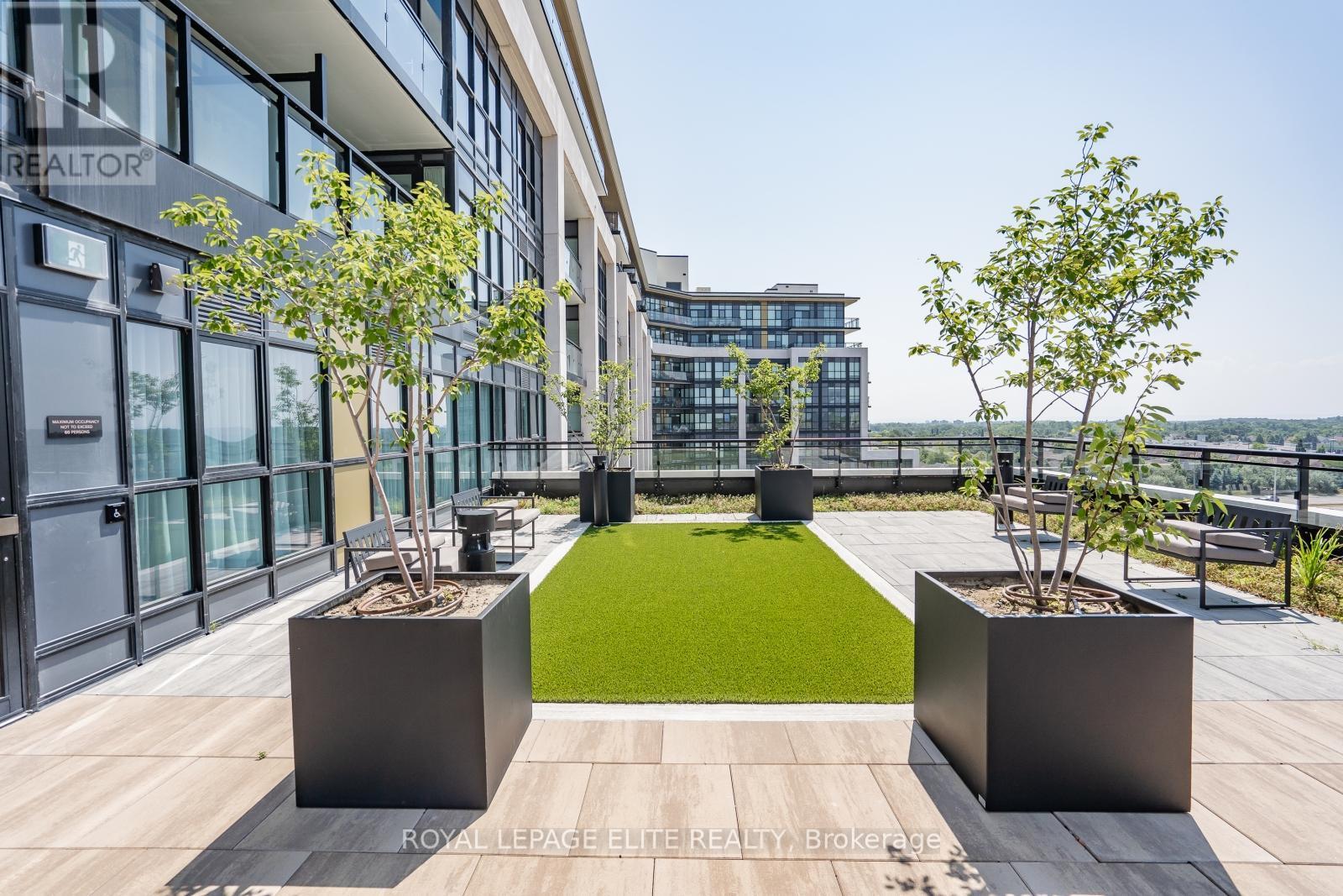 












418 - 405 DUNDAS STREET

,
Oakville,




Ontario
L6M4M2

