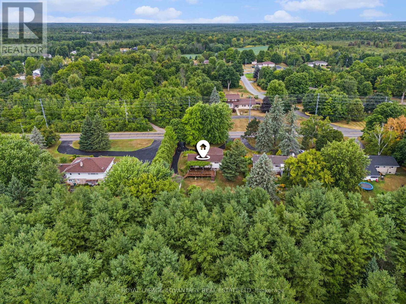 












77 GOLF CLUB ROAD

,
Rideau Lakes,




Ontario
K7A4S5


