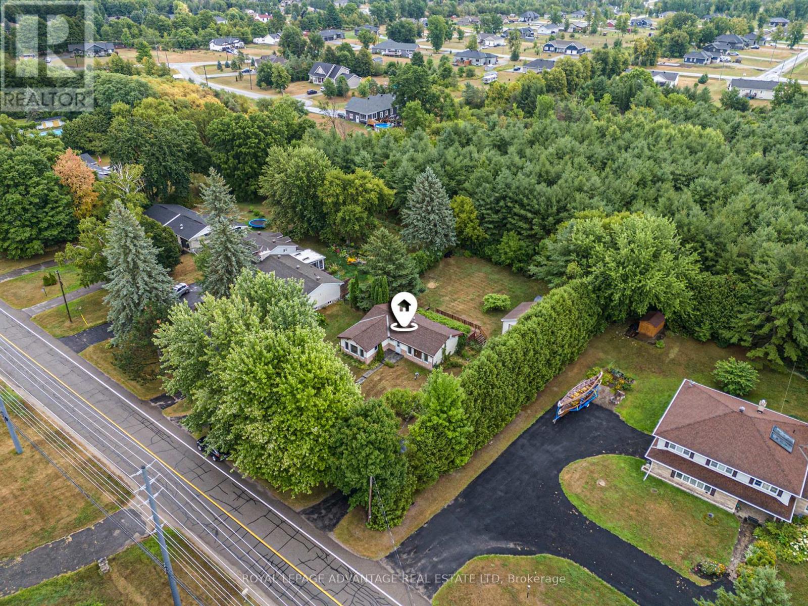












77 GOLF CLUB ROAD

,
Rideau Lakes,




Ontario
K7A4S5

