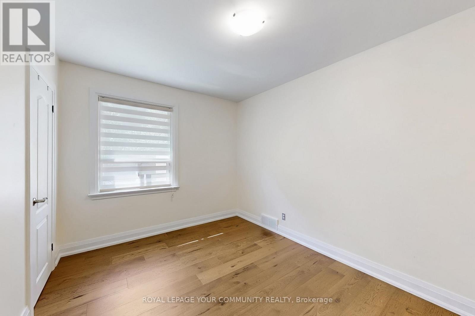 












7 GODDARD STREET

,
Toronto,




Ontario
M3H5C5

