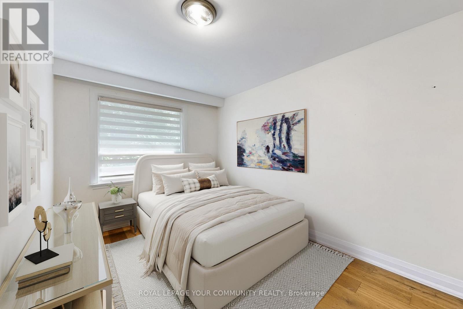 












7 GODDARD STREET

,
Toronto,




Ontario
M3H5C5

