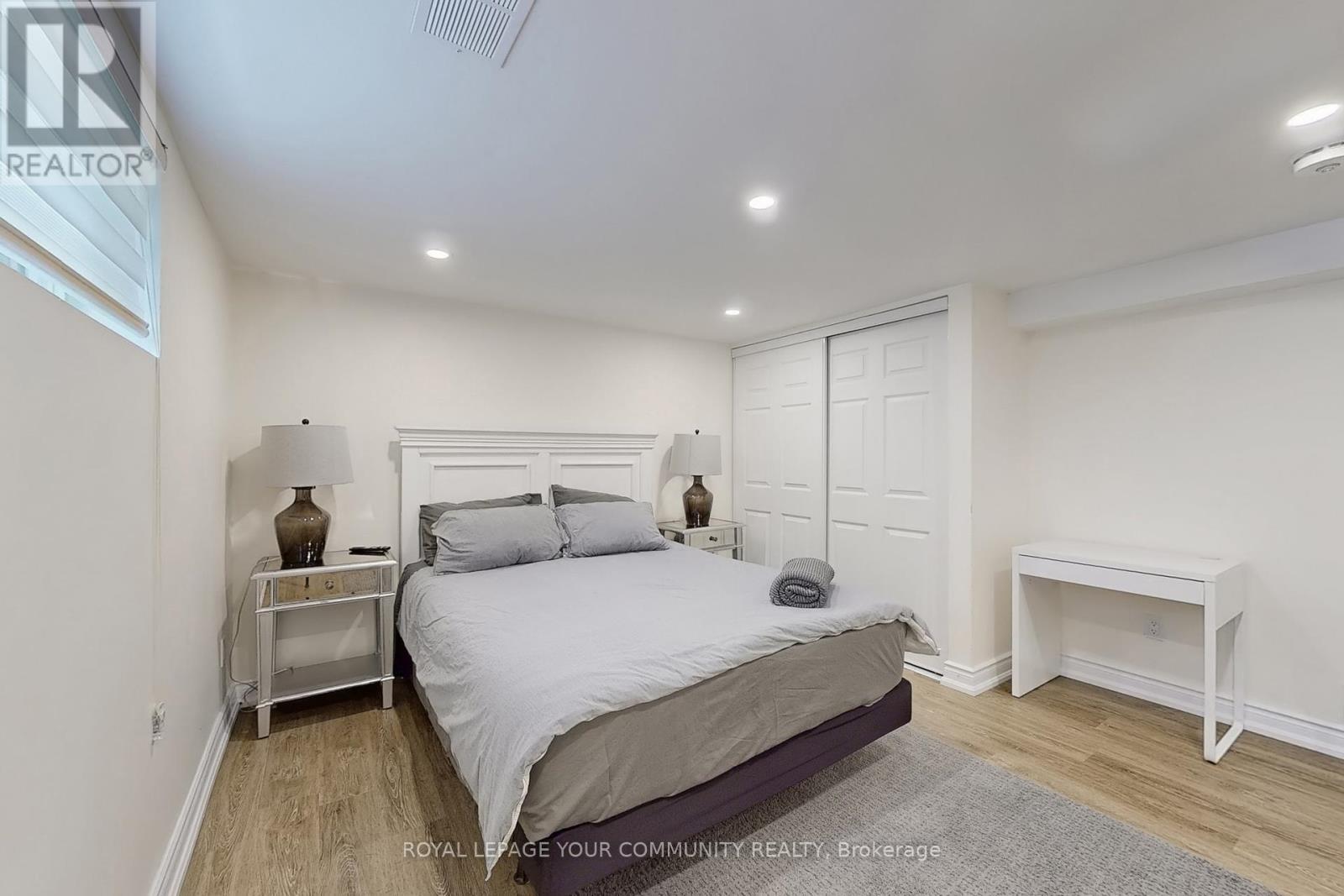 












7 GODDARD STREET

,
Toronto,




Ontario
M3H5C5

