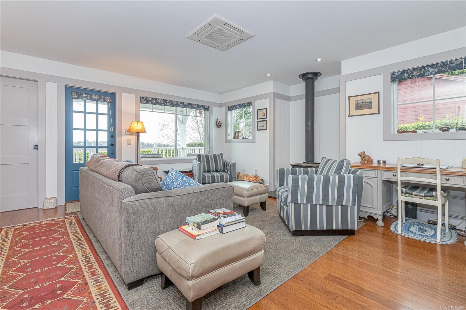 









9838


CROFT

St,
Chemainus,




BC
V0R 1K0

