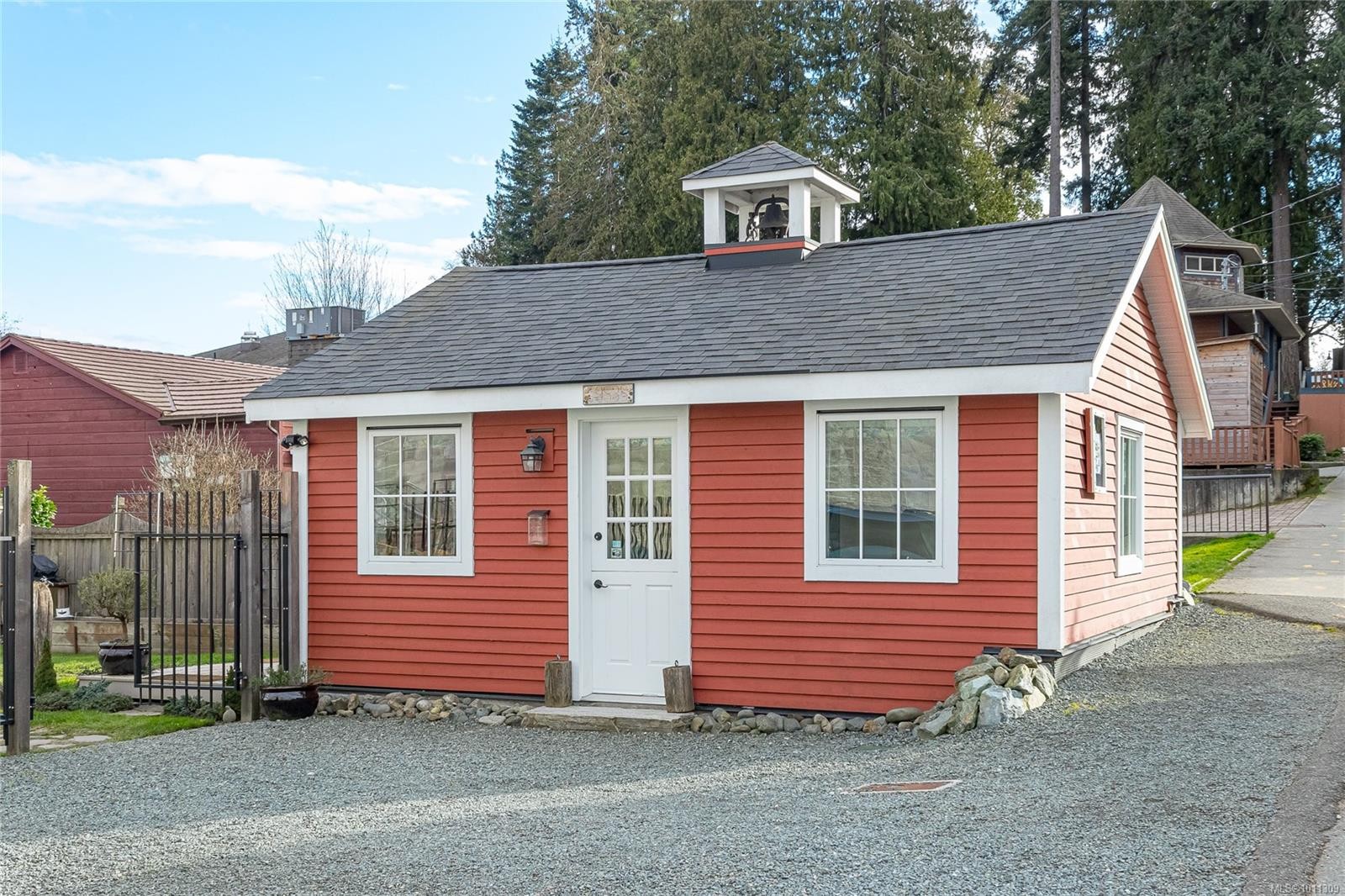 









9838


CROFT

St,
Chemainus,




BC
V0R 1K0


