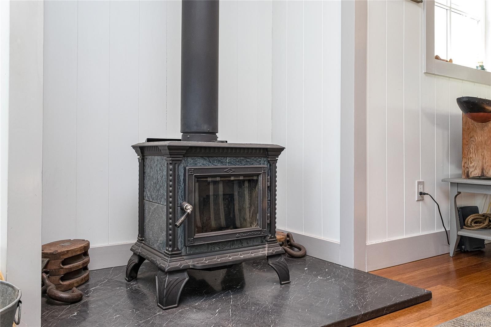 









9838


CROFT

St,
Chemainus,




BC
V0R 1K0

