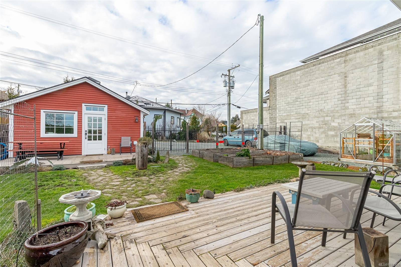 









9838


CROFT

St,
Chemainus,




BC
V0R 1K0

