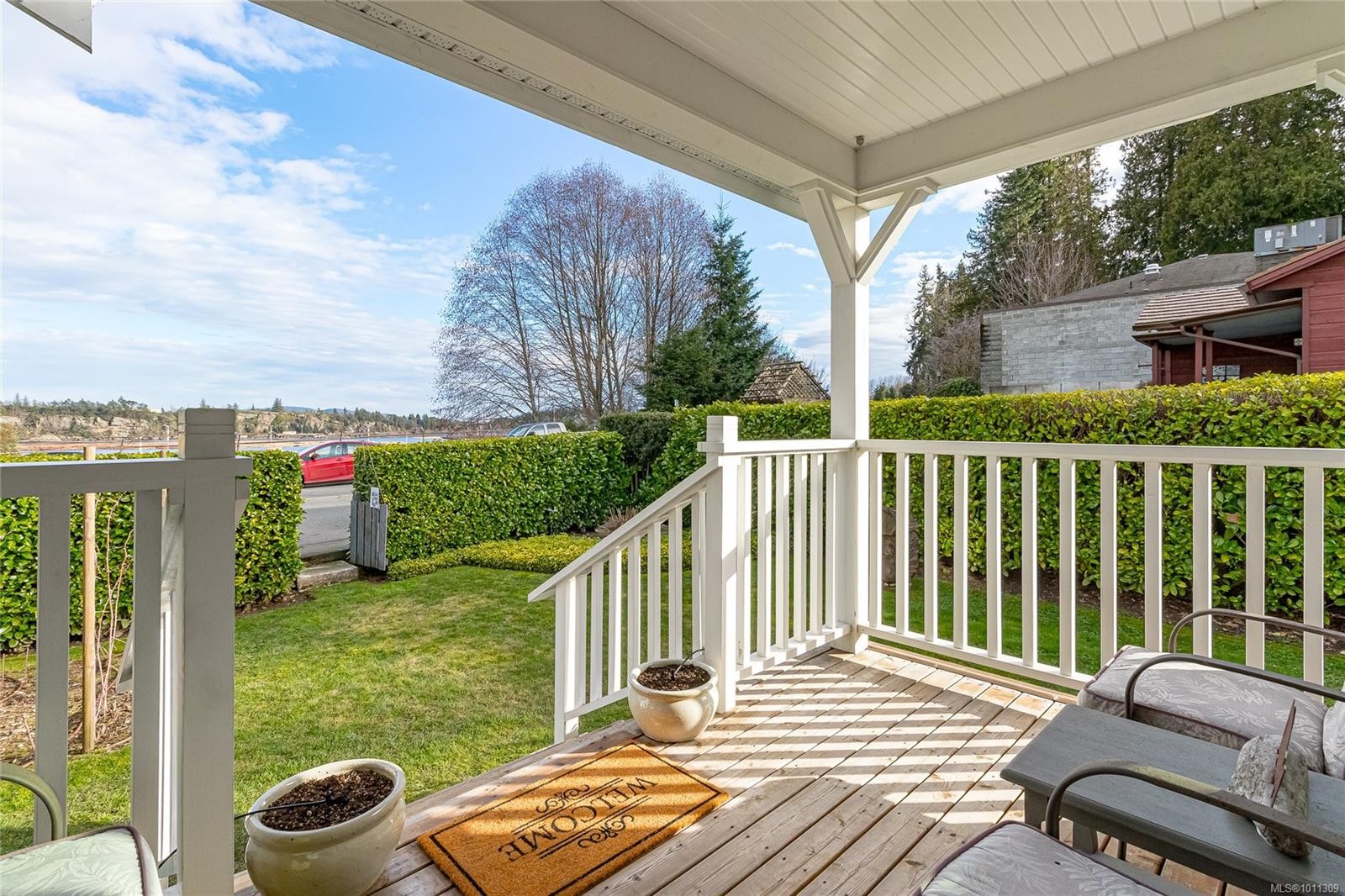 









9838


CROFT

St,
Chemainus,




BC
V0R 1K0

