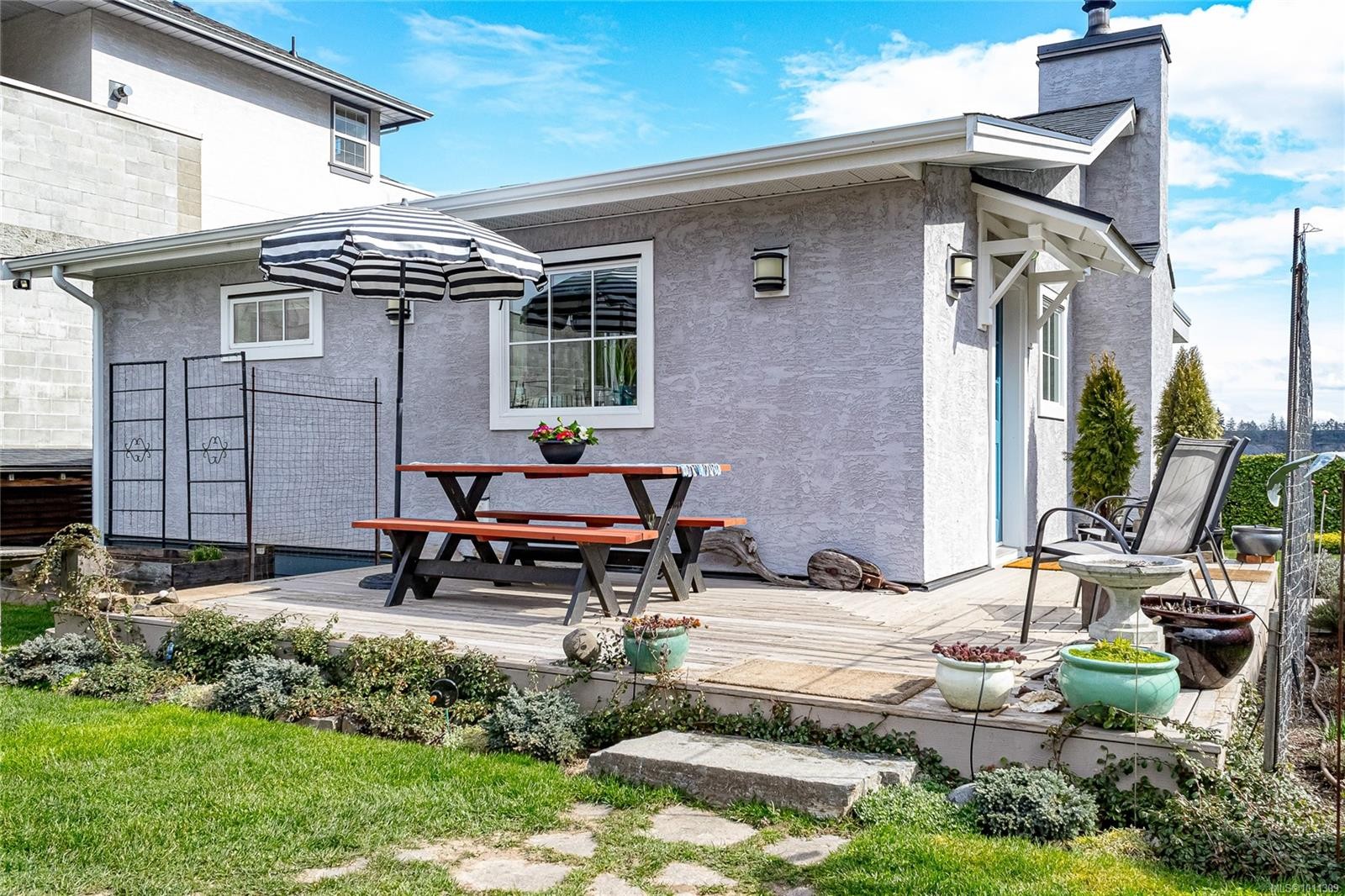 









9838


CROFT

St,
Chemainus,




BC
V0R 1K0

