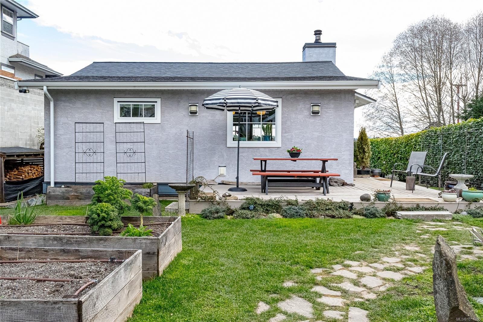 









9838


CROFT

St,
Chemainus,




BC
V0R 1K0

