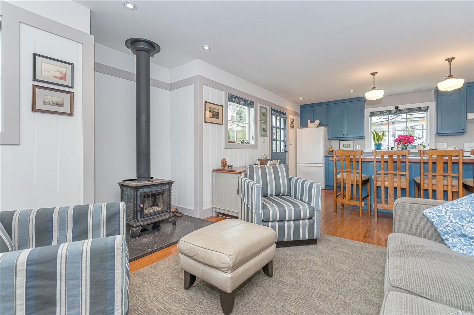 









9838


CROFT

St,
Chemainus,




BC
V0R 1K0

