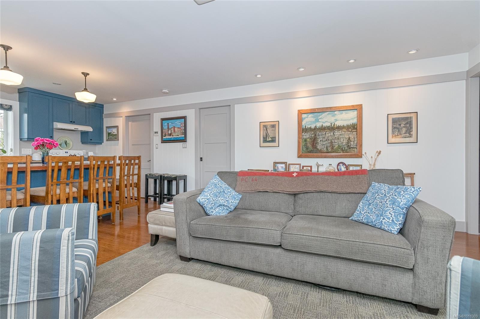 









9838


CROFT

St,
Chemainus,




BC
V0R 1K0

