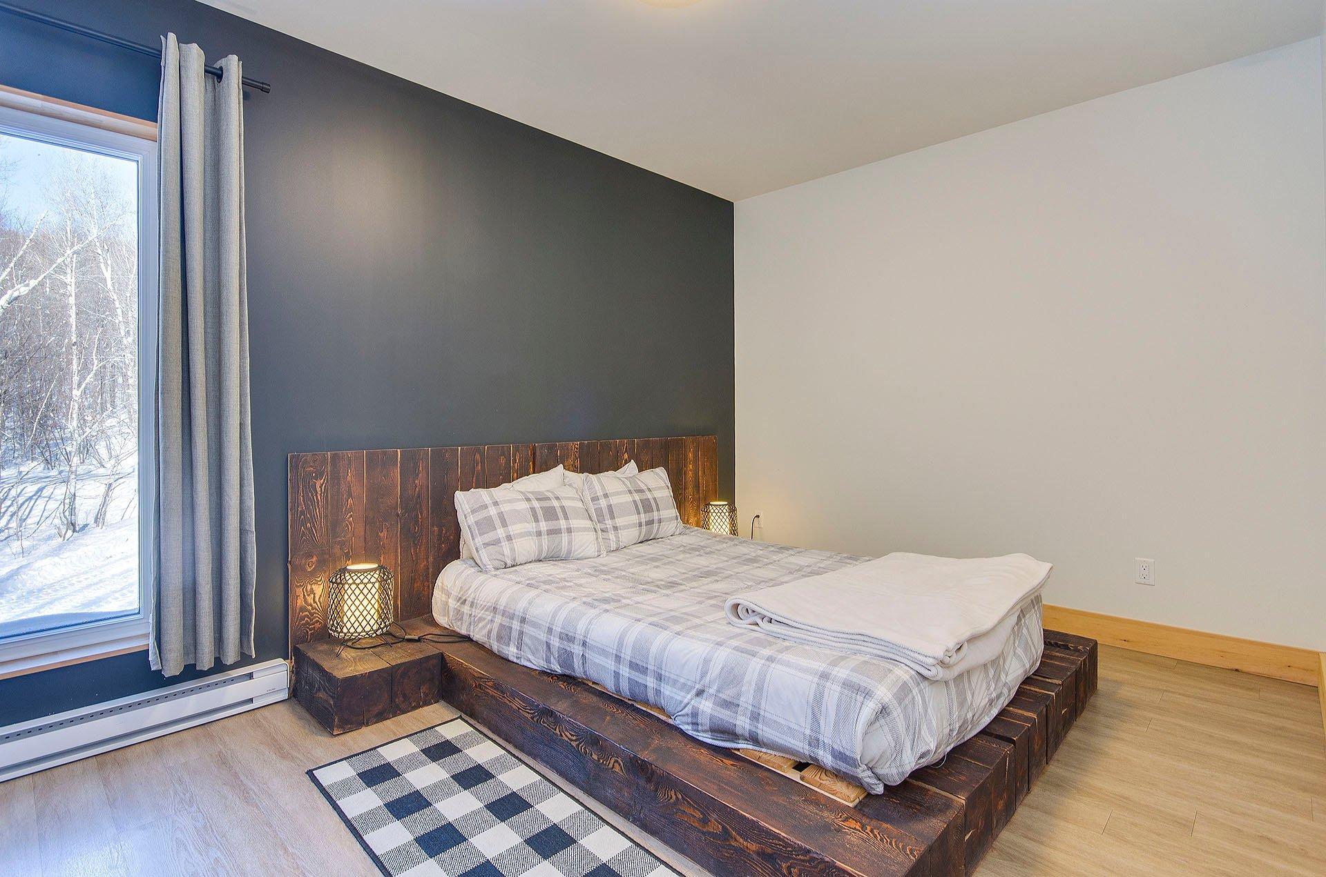 









265

 - 267


Ch. Seigneurial

,
Sutton,




QC
J0E2K0

