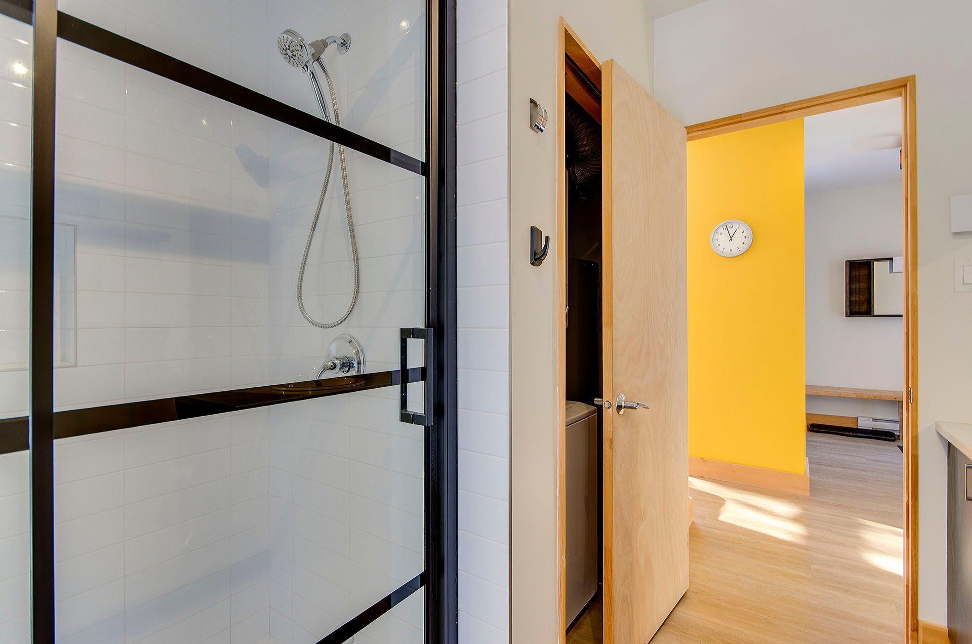 









265

 - 267


Ch. Seigneurial

,
Sutton,




QC
J0E2K0

