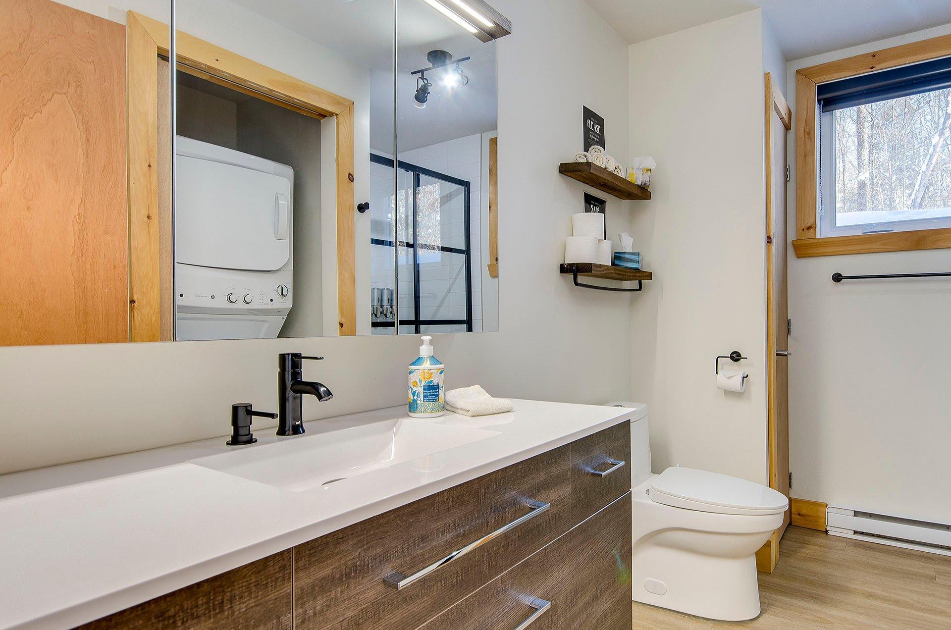 









265

 - 267


Ch. Seigneurial

,
Sutton,




QC
J0E2K0

