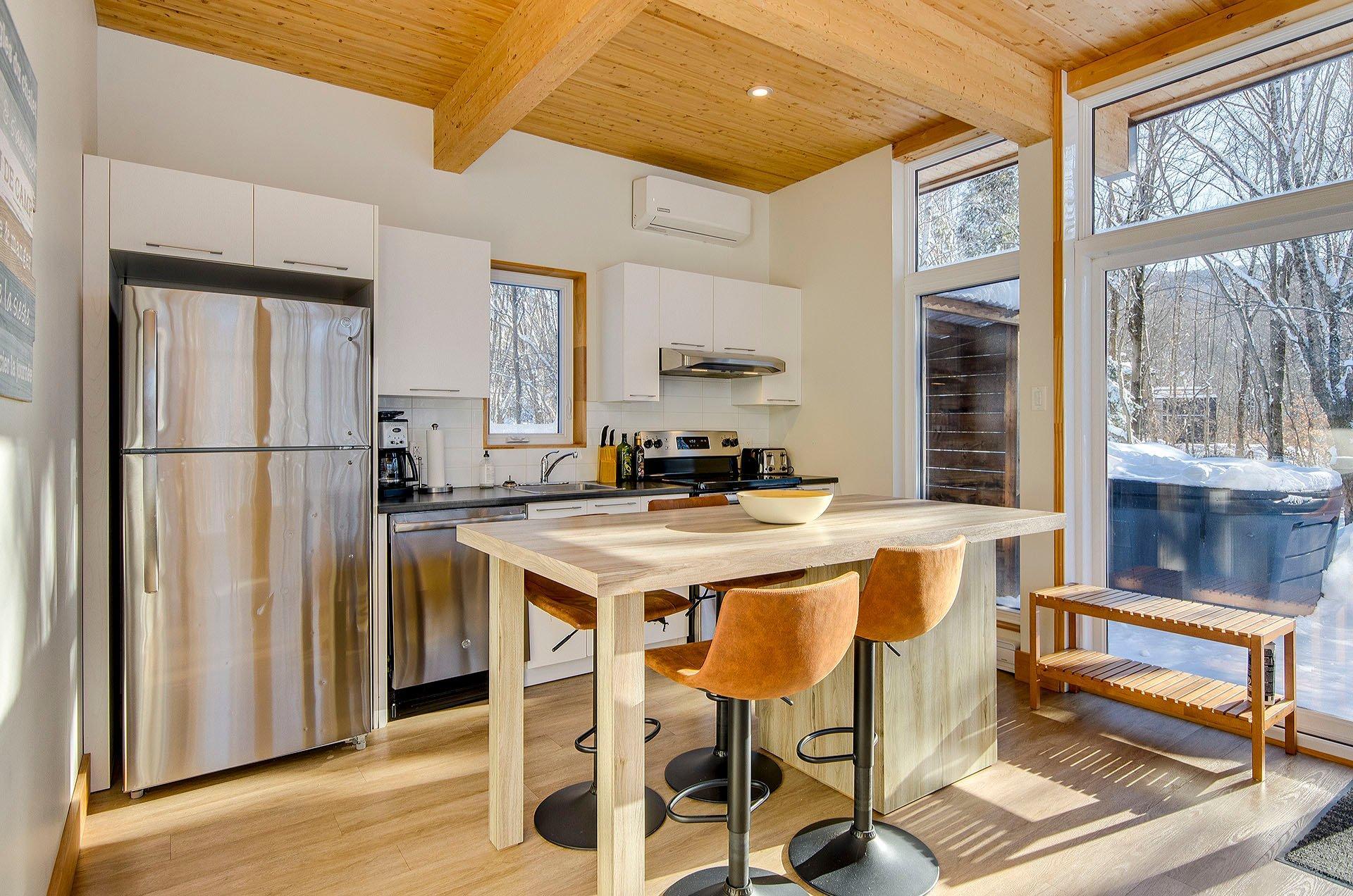 









265

 - 267


Ch. Seigneurial

,
Sutton,




QC
J0E2K0

