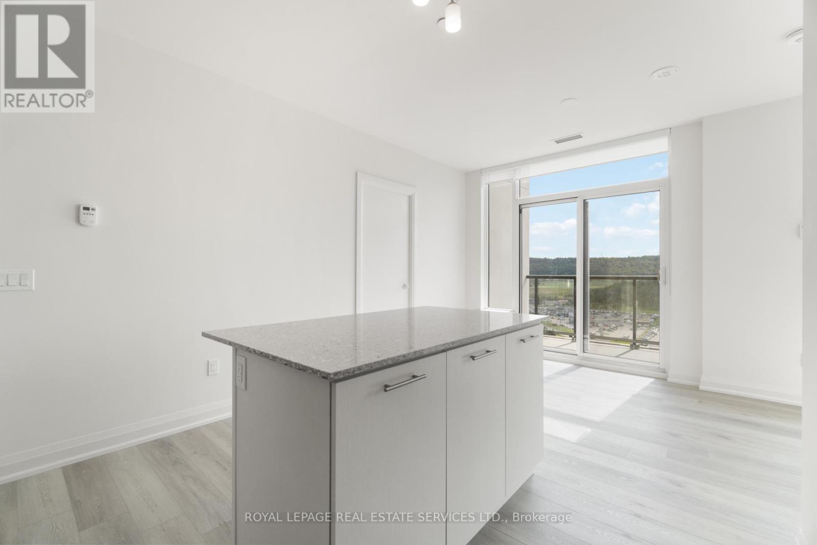 












1702 - 385 WINSTON ROAD

,
Grimsby,




Ontario
L3M4E8

