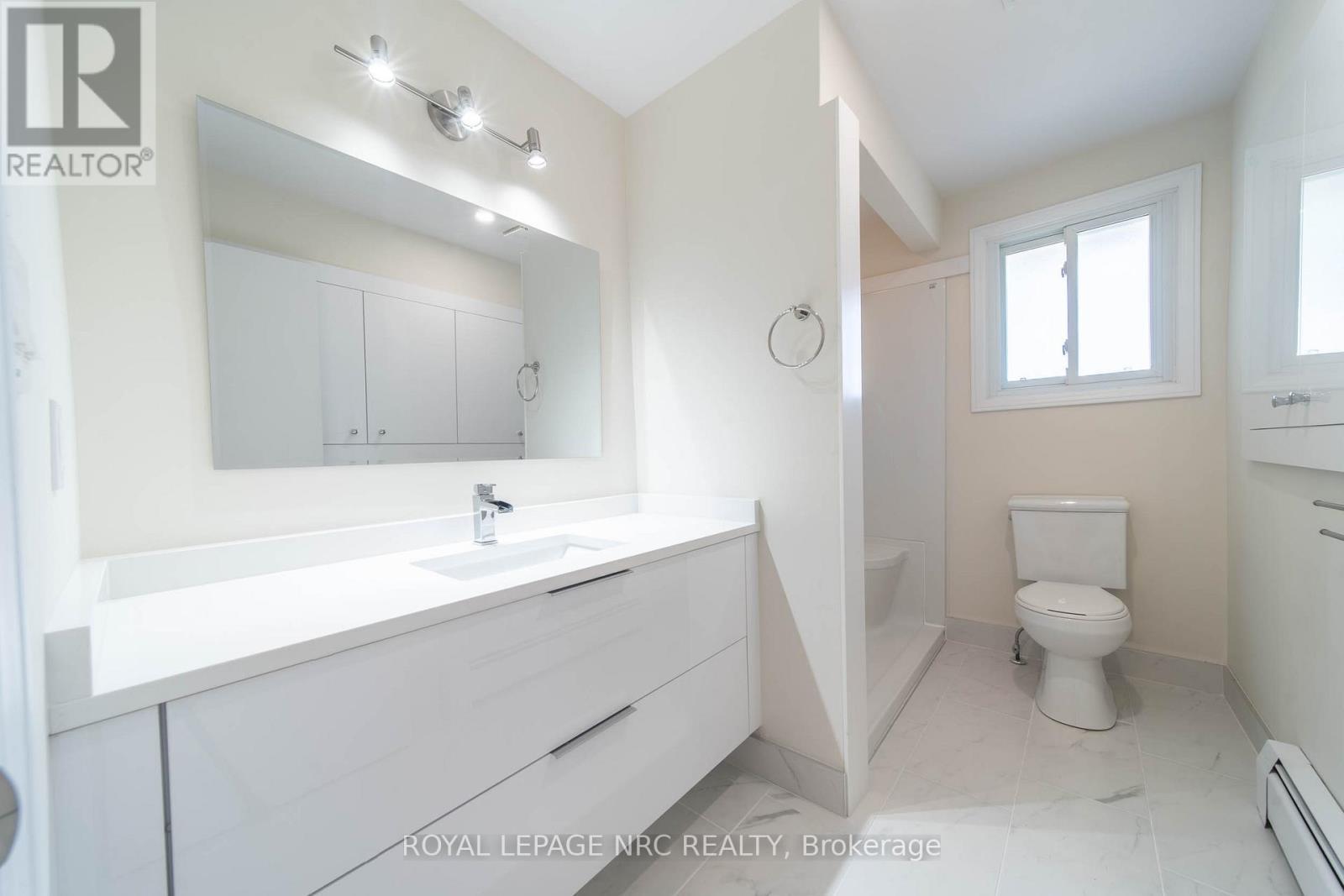 












7797 MULHERN STREET

,
Niagara Falls (Ascot),




Ontario
L2H1B6

