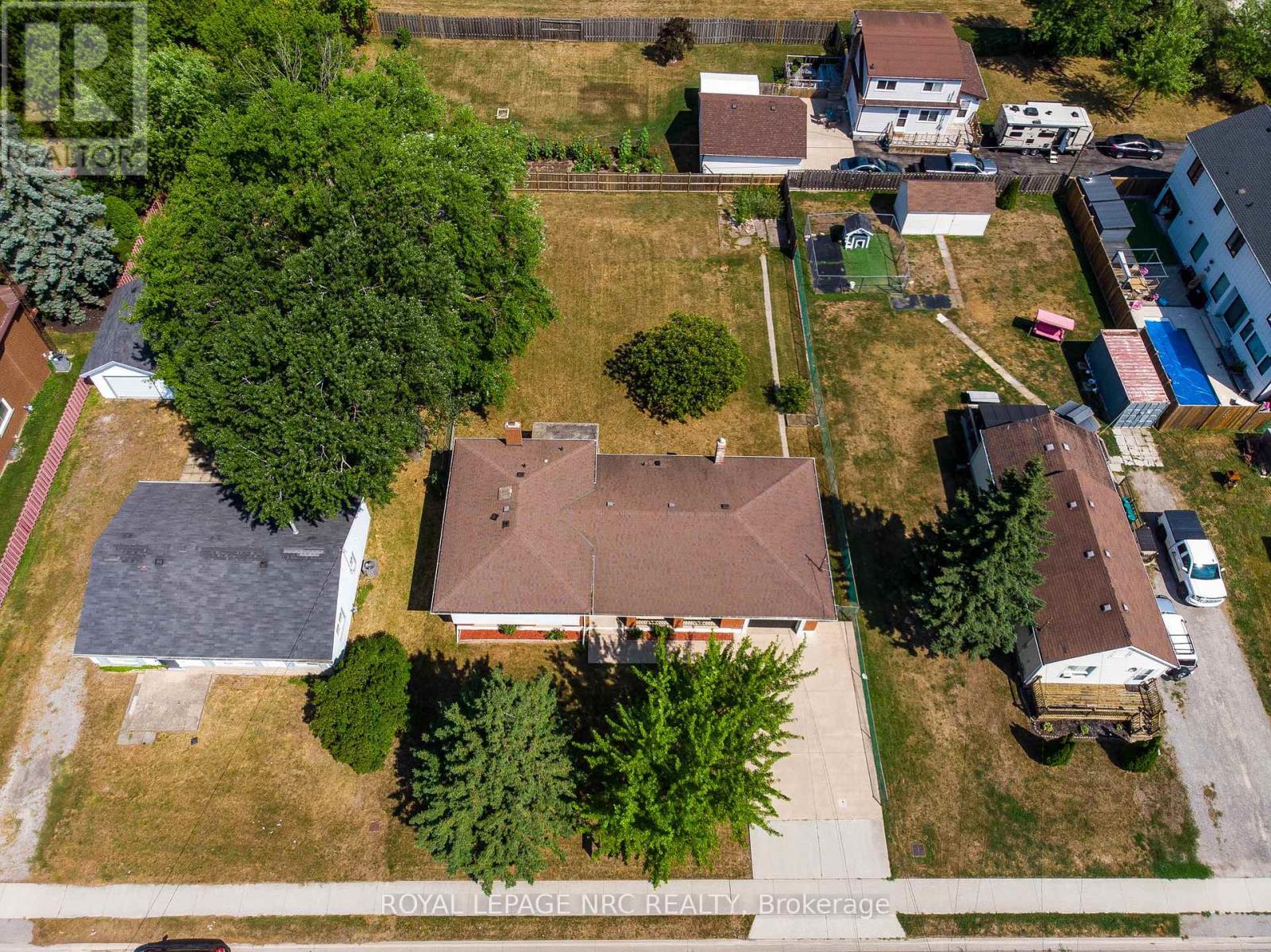 












7797 MULHERN STREET

,
Niagara Falls (Ascot),




Ontario
L2H1B6

