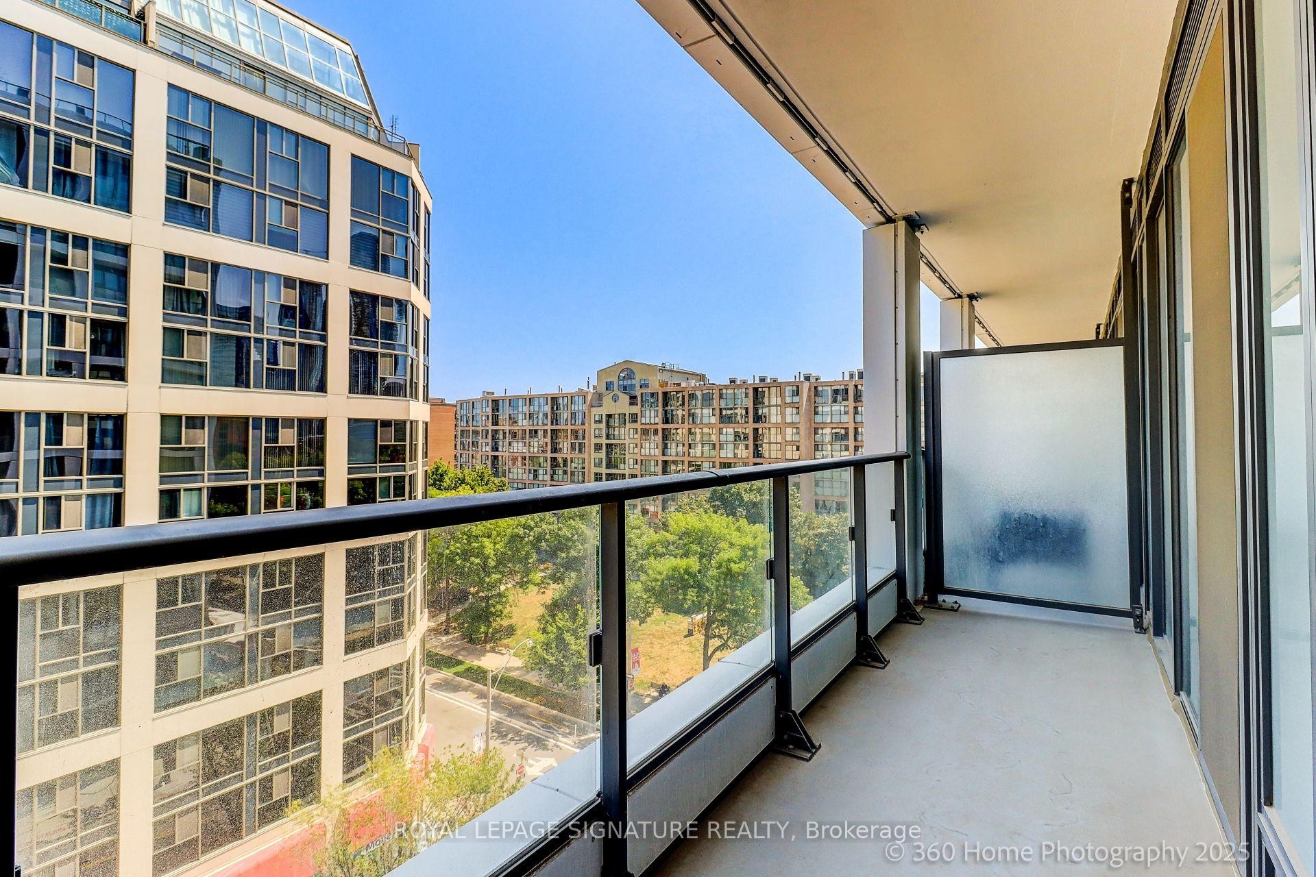 









60


Princess

Street, 521,
Toronto,




ON
M5A 2C7

