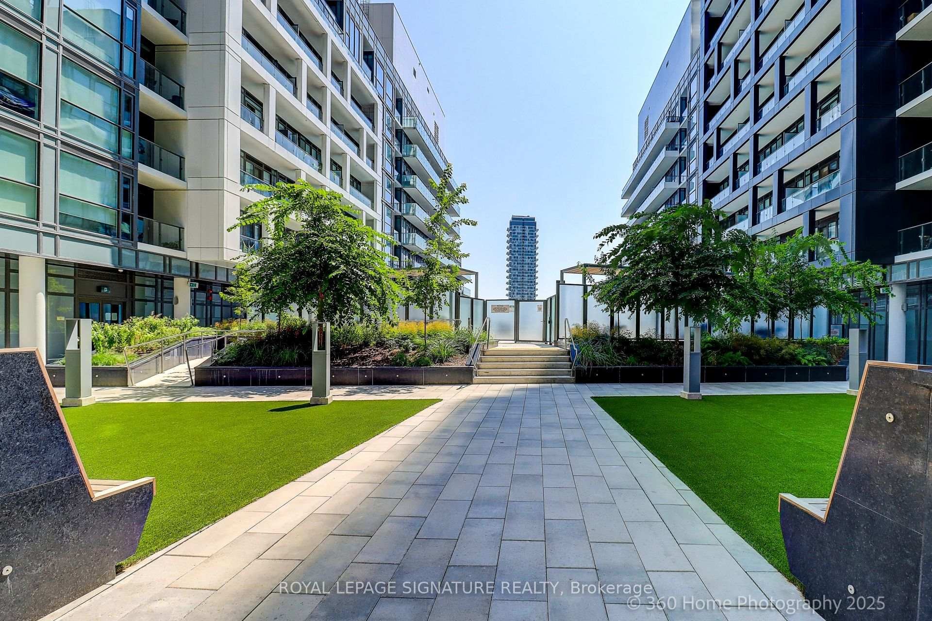 









60


Princess

Street, 521,
Toronto,




ON
M5A 2C7

