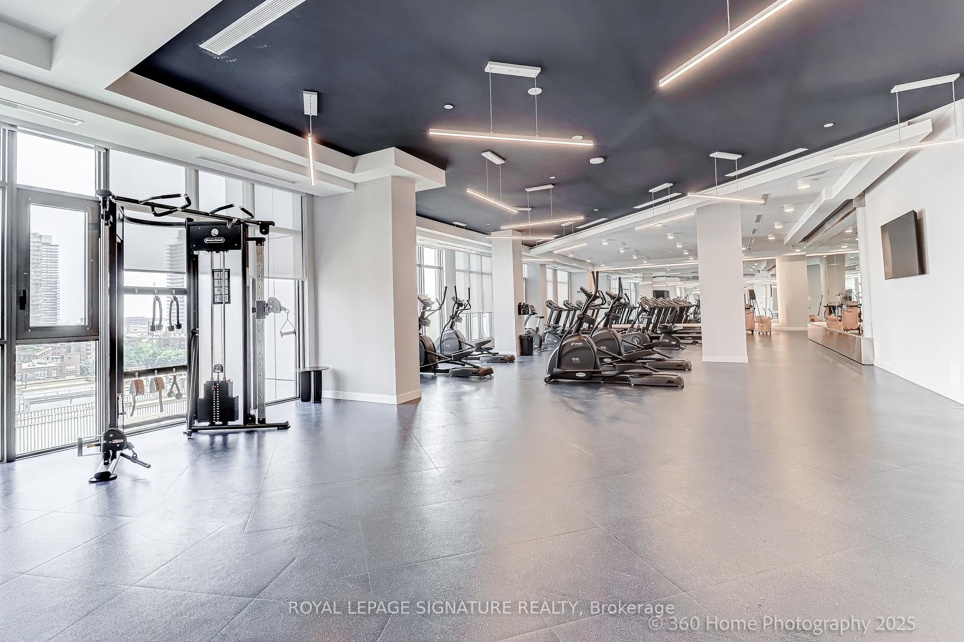 









60


Princess

Street, 521,
Toronto,




ON
M5A 2C7

