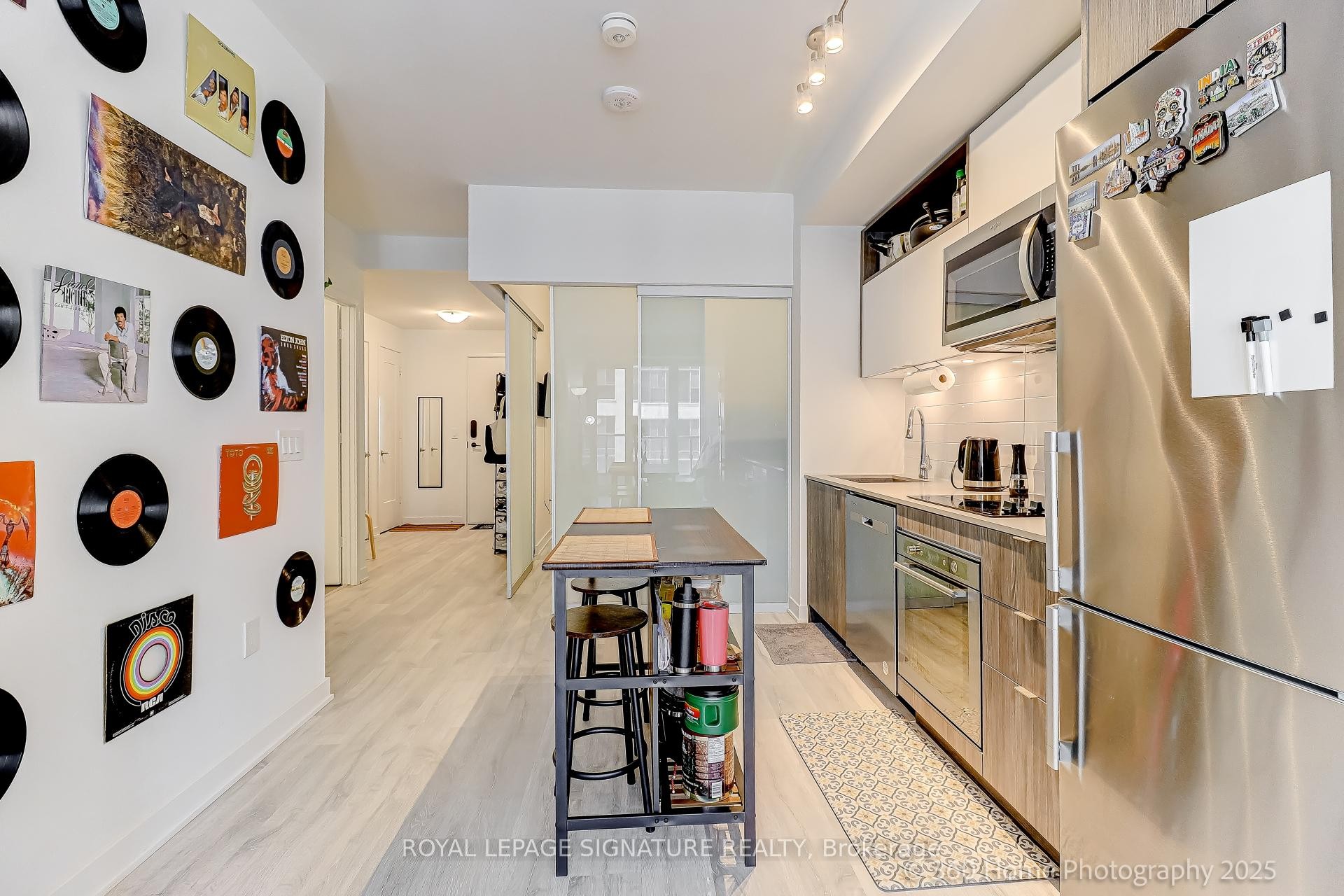 









60


Princess

Street, 521,
Toronto,




ON
M5A 2C7

