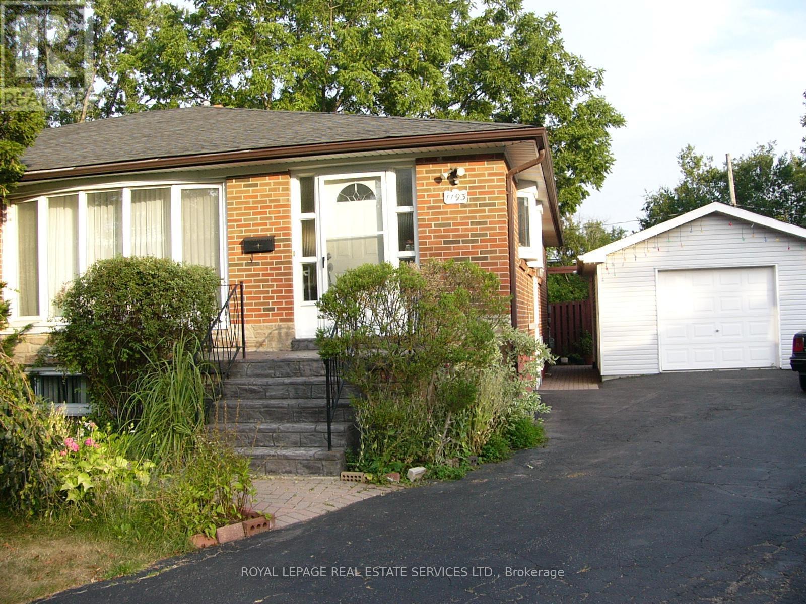 












1193 INGLEDENE DRIVE

,
Oakville,




Ontario
L6H2H8

