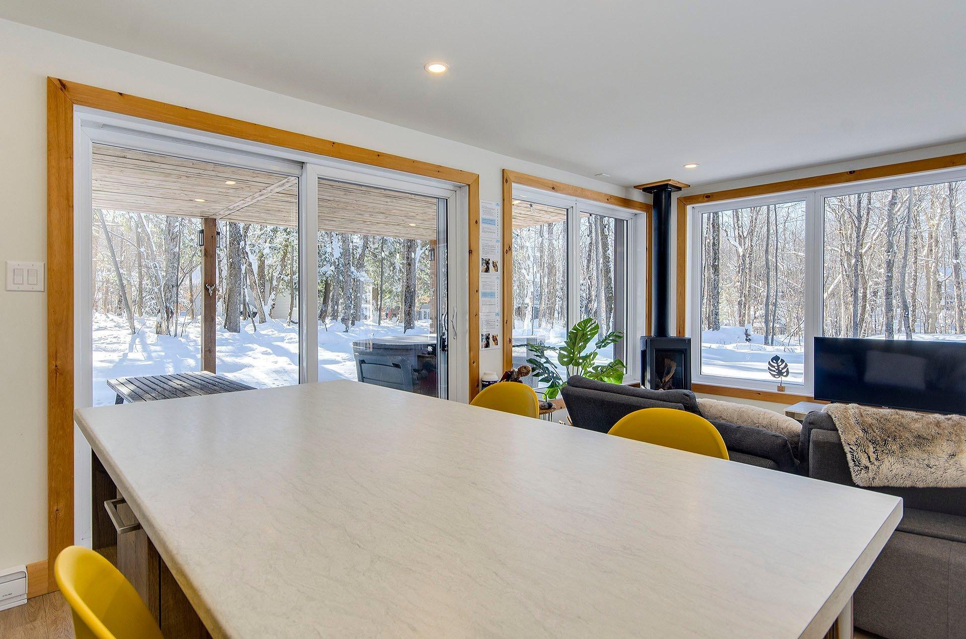 









265Z

 - 267Z


Ch. Seigneurial

,
Sutton,




QC
J0E2K0

