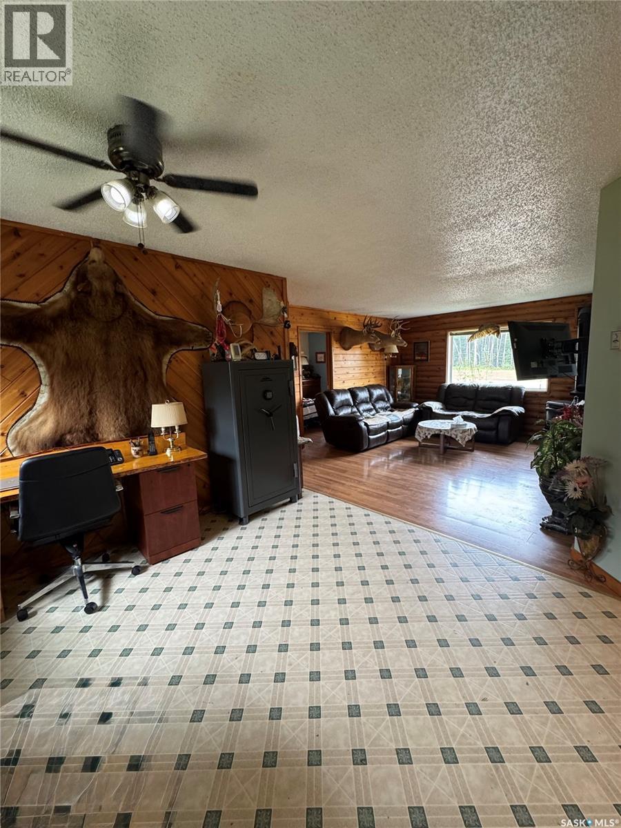 












Moose Range Lodge

,
Hudson Bay Rm No. 394,




Saskatchewan
S0E0Y0

