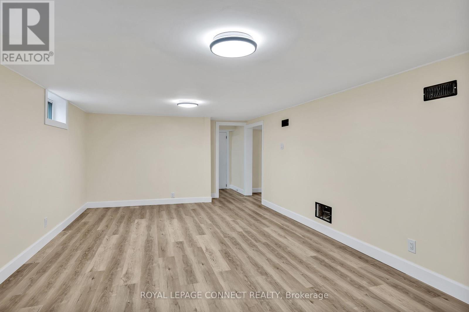 












BASEMENT APARTMENT - 500 ERSKINE AVENUE

,
Peterborough South,




Ontario
K9J5T4

