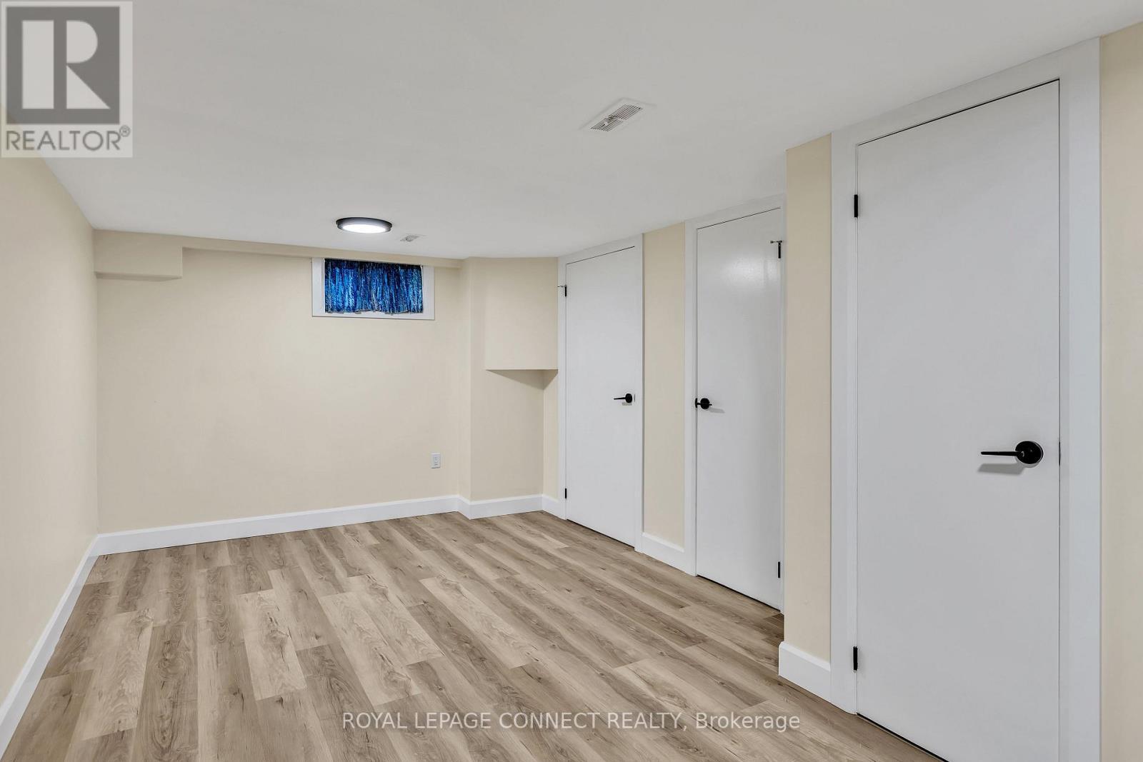 












BASEMENT APARTMENT - 500 ERSKINE AVENUE

,
Peterborough South,




Ontario
K9J5T4

