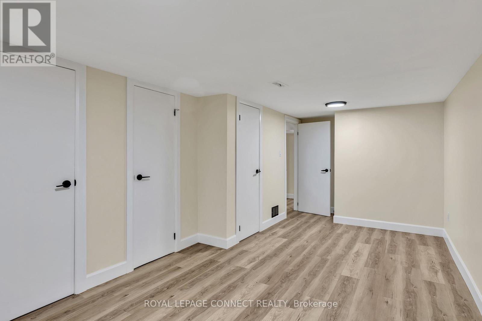 












BASEMENT APARTMENT - 500 ERSKINE AVENUE

,
Peterborough South,




Ontario
K9J5T4

