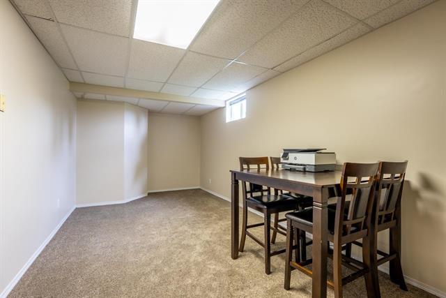 









3


Autumnwood

DR,
Gimli,




MB
R0C 1B0

