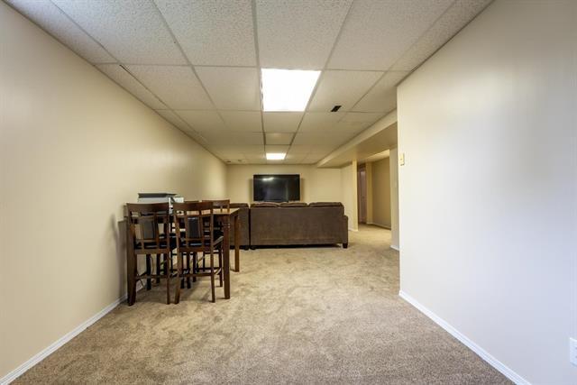 









3


Autumnwood

DR,
Gimli,




MB
R0C 1B0

