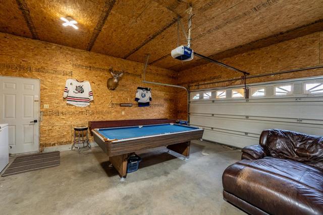 









3


Autumnwood

DR,
Gimli,




MB
R0C 1B0

