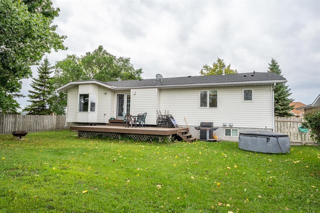









3


Autumnwood

DR,
Gimli,




MB
R0C 1B0


