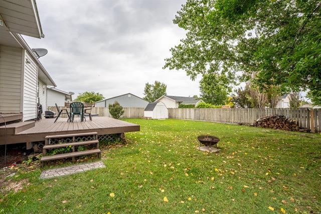 









3


Autumnwood

DR,
Gimli,




MB
R0C 1B0

