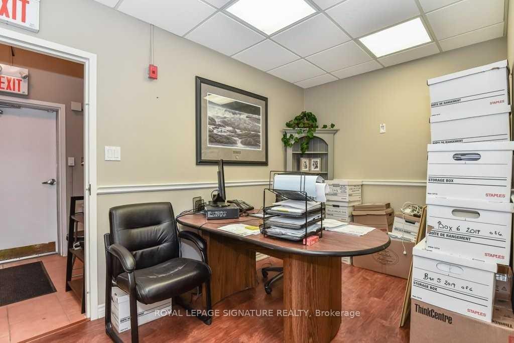 









2086


Pine

Street, Main,
Burlington,




ON
L7R 1G2

