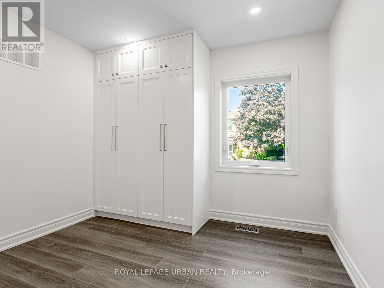 












MAIN - 1627 WOODBINE HEIGHTS BOULEVARD

,
Toronto,




Ontario
M4B3A3

