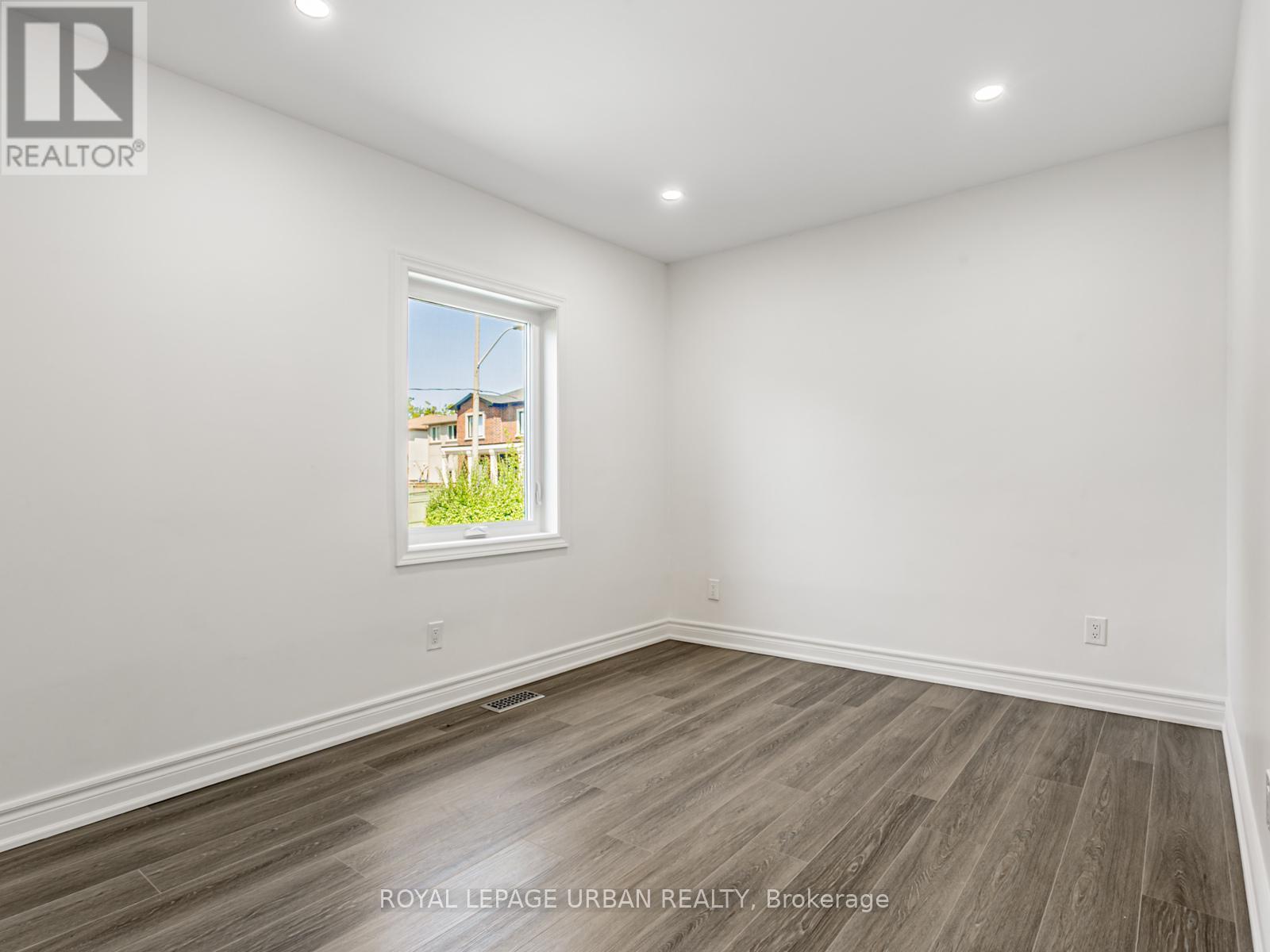 












MAIN - 1627 WOODBINE HEIGHTS BOULEVARD

,
Toronto,




Ontario
M4B3A3


