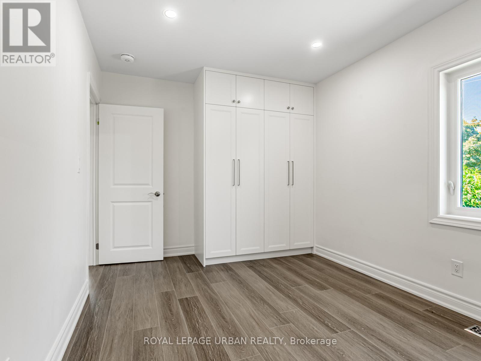 












MAIN - 1627 WOODBINE HEIGHTS BOULEVARD

,
Toronto,




Ontario
M4B3A3

