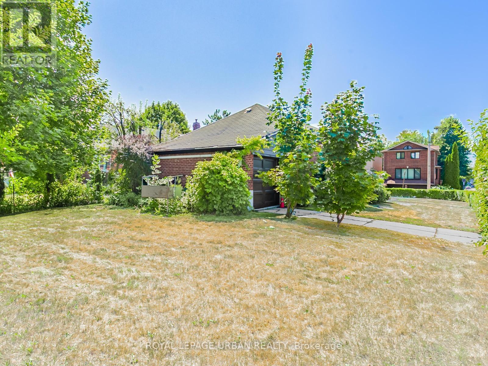 












MAIN - 1627 WOODBINE HEIGHTS BOULEVARD

,
Toronto,




Ontario
M4B3A3

