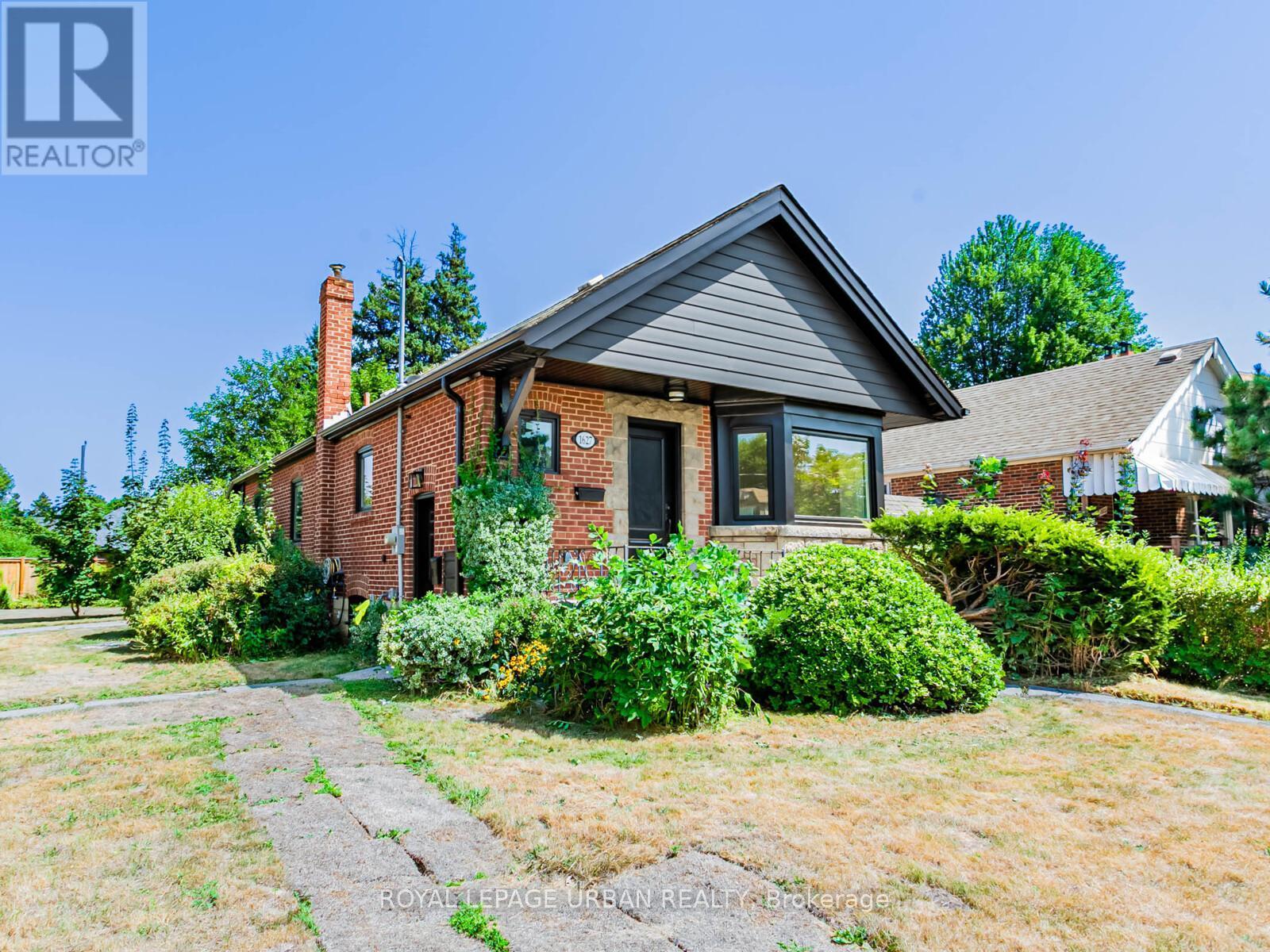 












MAIN - 1627 WOODBINE HEIGHTS BOULEVARD

,
Toronto,




Ontario
M4B3A3

